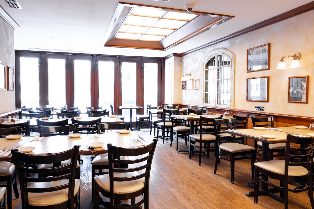 Angelo's Coal Oven Pizzeria